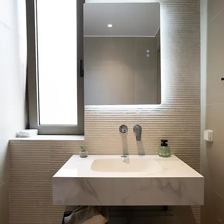 Lynx - Sculpted In Light & Nature By Etouri * Resmo