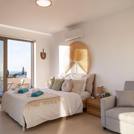 Lynx - Sculpted In Light & Nature By Etouri * Resmo