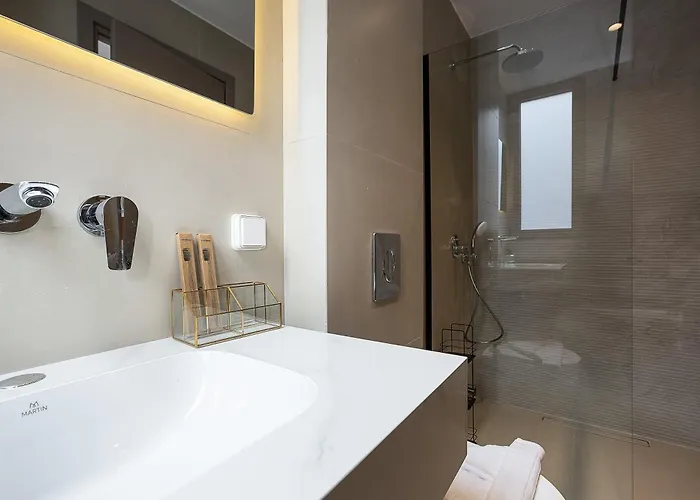 Villa Lynx - Sculpted In Light & Nature By Etouri Rethymno