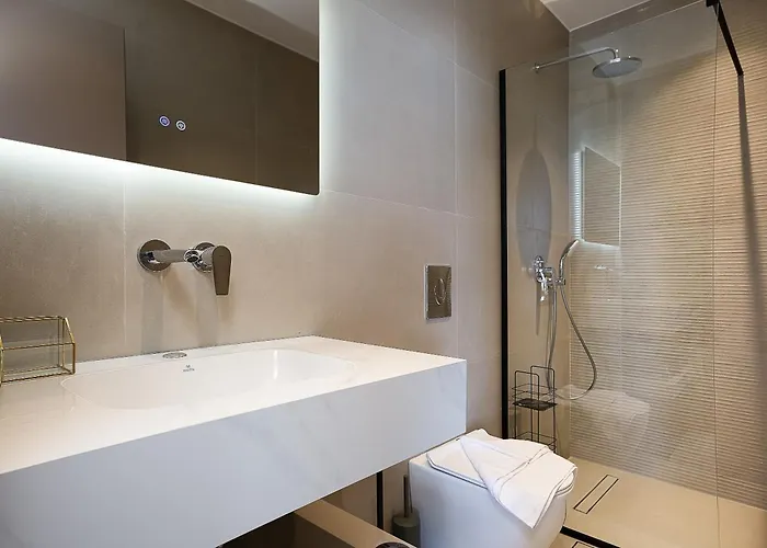 Lynx - Sculpted In Light & Nature By Etouri Вилла *