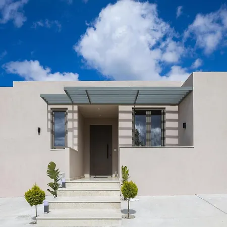 Villa Lynx - Sculpted In Light & Nature By Etouri Rethimno
