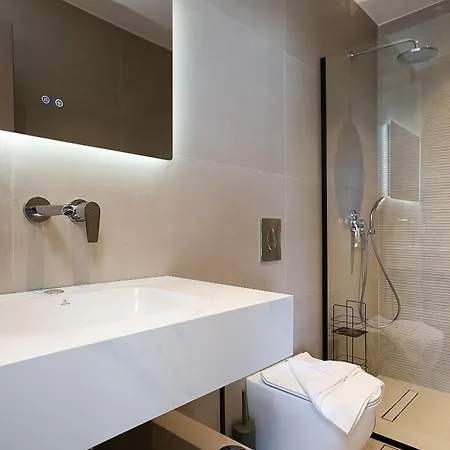 Lynx - Sculpted In Light & Nature By Etouri 别墅 *