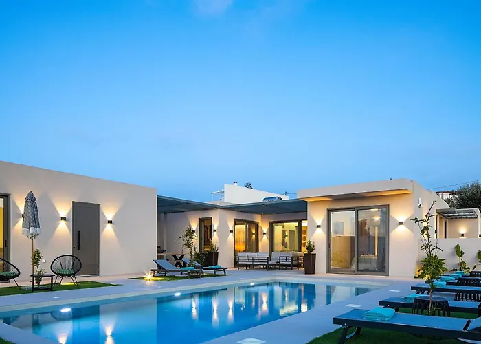 Lynx - Sculpted In Light & Nature By Etouri Villa Rethymno