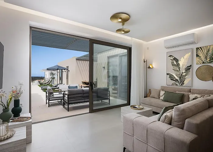 Villa Lynx - Sculpted In Light & Nature By Etouri Rethymno